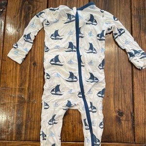 Kickee pants onesie 9-12 month